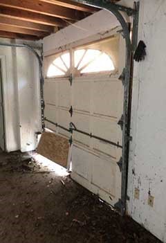 Garage Door Panel Replacement & New Garage Door Installation – La Canada Flintridge, CA
